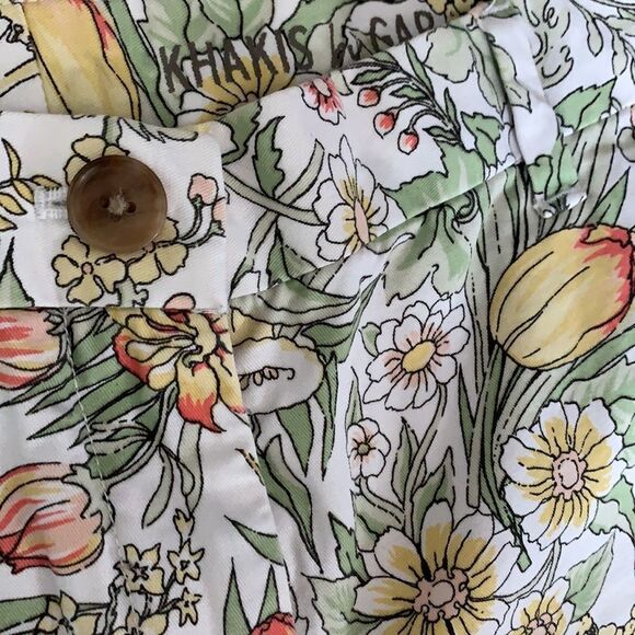 GAP Khakis By GAP — Botanical Print Summer Short 00  - Picture 2 of 7